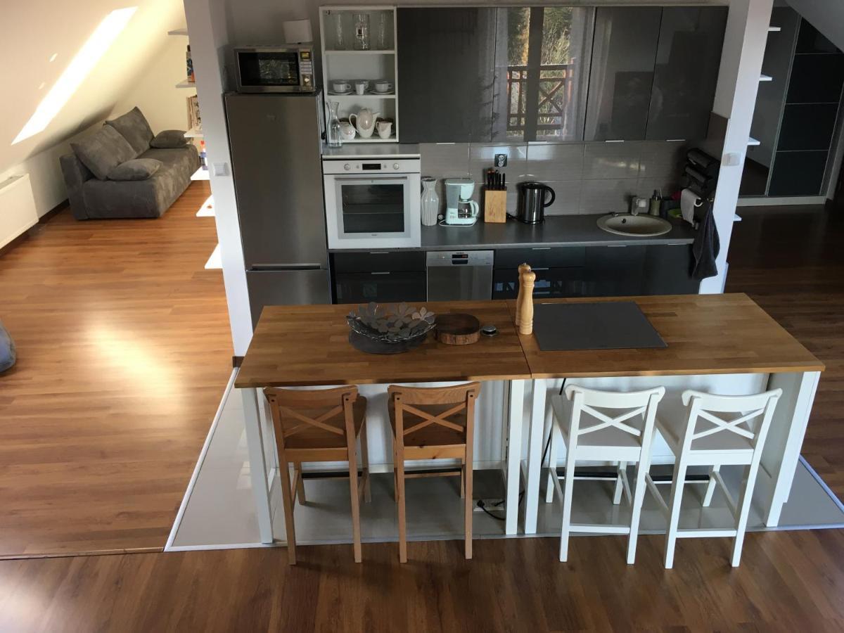 Apartament Urocza Przy Wyciagu Ski Arena Szklarska Poreba Luaran gambar