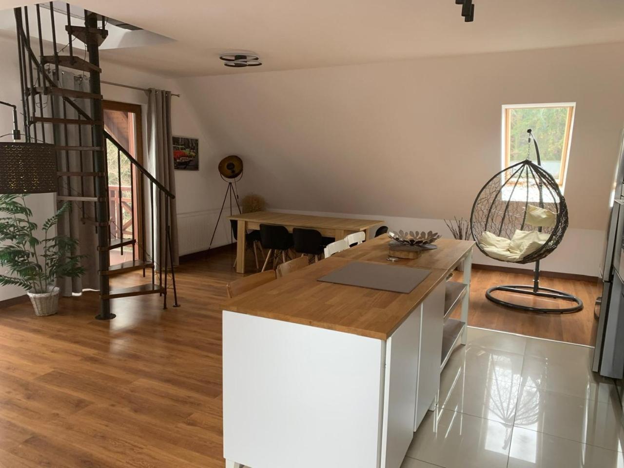 Apartament Urocza Przy Wyciagu Ski Arena Szklarska Poreba Luaran gambar