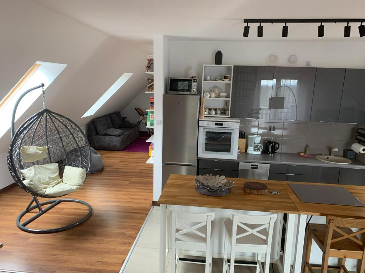 Apartament Urocza Przy Wyciagu Ski Arena Szklarska Poreba Luaran gambar