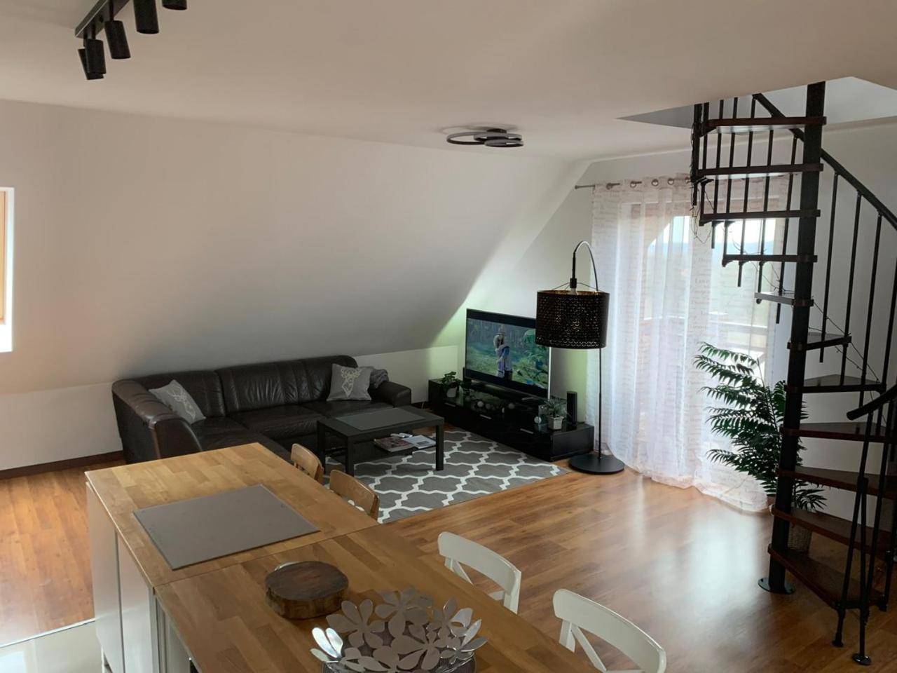 Apartament Urocza Przy Wyciagu Ski Arena Szklarska Poreba Luaran gambar